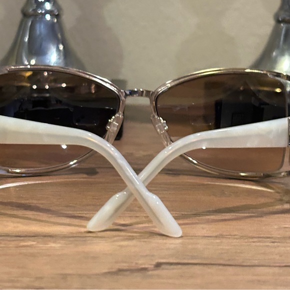 Cazal Mod.9010 Col.124 Paisley/Gold/Pearl w/ Brown Lenses. Excellent Con… - Picture 3 of 4